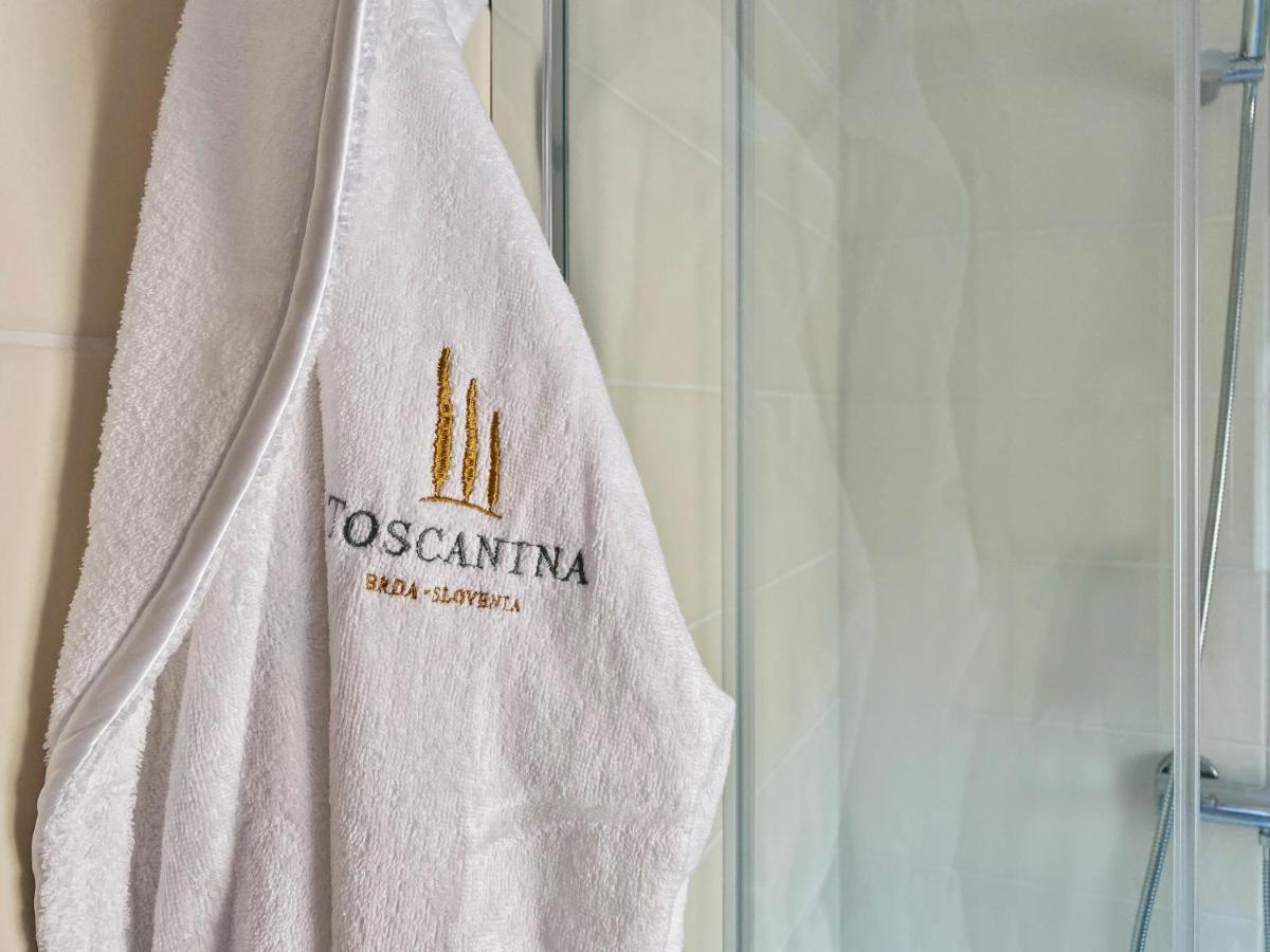 דוברובו Toscanina Garni Hotel מראה חיצוני תמונה